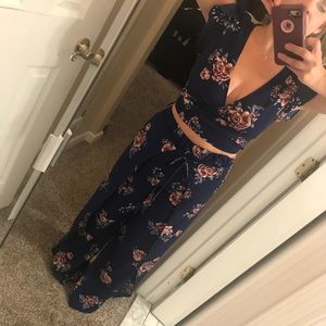 Adorable two piece pants set